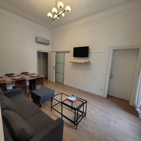 Bel Appartement Champs Elysees Avec 2 Chambres Parigi Esterno foto